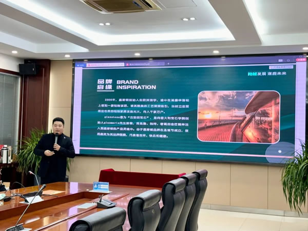 嘉斯頓快訊丨全聯(lián)家具裝飾業(yè)商會，授牌嘉斯頓多個榮譽(yù)獎項！