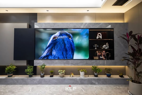 KLF客來?！ご喝占已b | 電視背景墻的正確打開方式