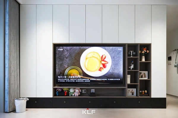 KLF客來?！ご喝占已b | 電視背景墻的正確打開方式