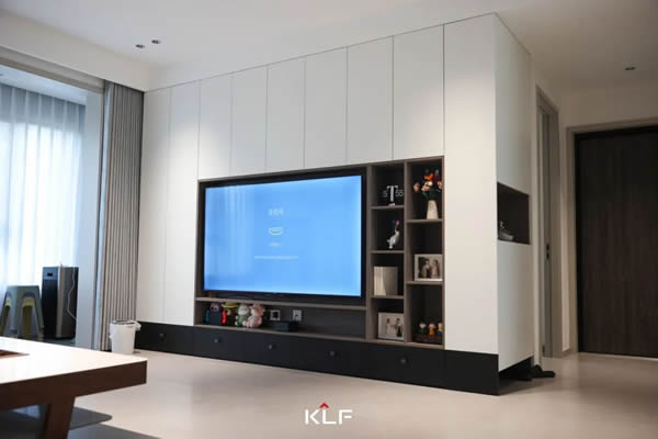 KLF客來?！ご喝占已b | 電視背景墻的正確打開方式