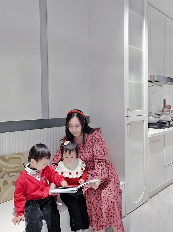 好萊客全屋定制|千萬(wàn)媽媽pick的潮家憑什么圈粉無(wú)數(shù)？母嬰博主來(lái)揭秘！