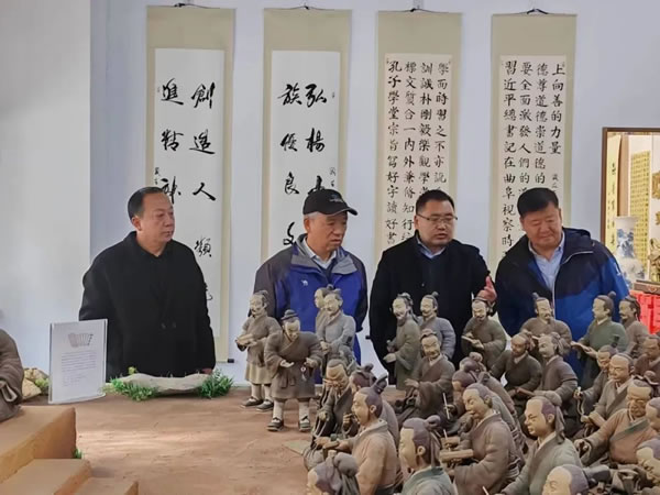歐普資訊丨國際木材科學院院士吳智慧教授與國家林業(yè)局黃河浪站長蒞臨歐普家居集團參觀指導