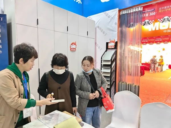 榮譽見證！ 意柜運營中心再獲門店錦旗感謝