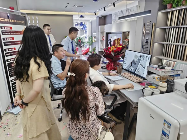 榮譽見證！ 意柜運營中心再獲門店錦旗感謝