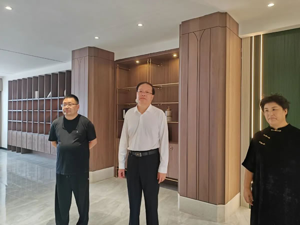 歐普資訊丨蘭山區(qū)委書記孫德士蒞臨歐普家居集團(tuán)調(diào)研指導(dǎo)