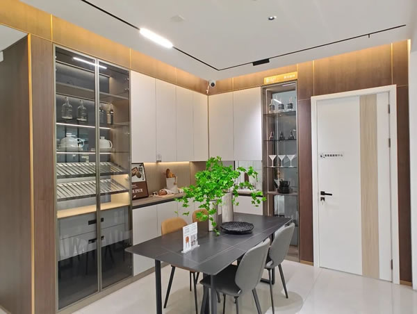 71天高效建店，打造高盈利旺店——廣州番禺好萊客藝術(shù)整裝！