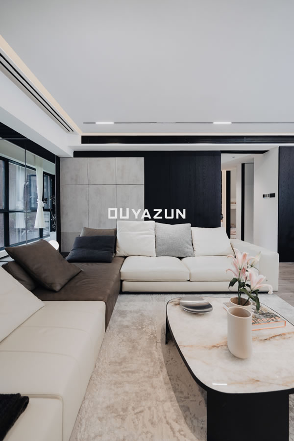 歐雅尊全屋定制 | 110m2意式極簡兩室兩廳，藝術(shù)與簡約的完美融合