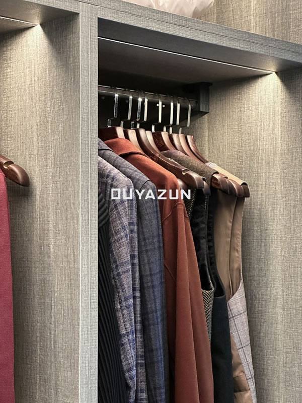 歐雅尊全屋定制 | 110m2意式極簡兩室兩廳，藝術(shù)與簡約的完美融合