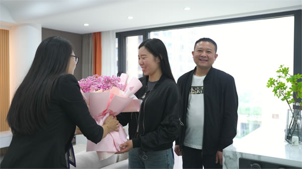 好萊客 | 牛商有話聊 | 轉(zhuǎn)型整裝見(jiàn)實(shí)效，經(jīng)營(yíng)業(yè)績(jī)攀新高