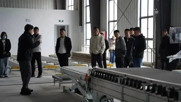 《賦能輕創(chuàng)》——簡(jiǎn)一家居4月新賦能事業(yè)說明會(huì)成功舉辦