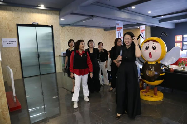 暖春行動，情系獅山｜邦元名匠迎來獅山女企業(yè)家協(xié)會到訪