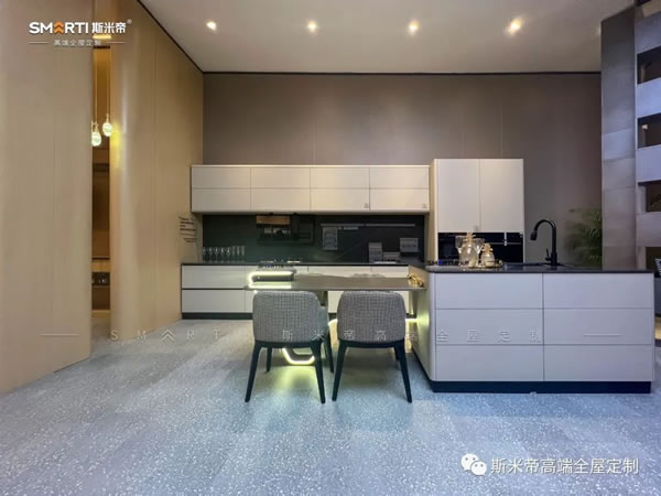 持續(xù)狂飆！行業(yè)黑馬斯米帝在廣州定制展“卷”出新天際！