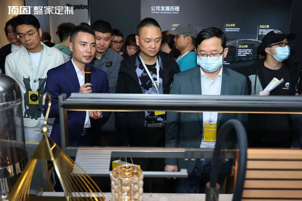 直擊展會(huì)盛況！頂固再度亮相2023廣州定制展，現(xiàn)場(chǎng)氛圍熱烈