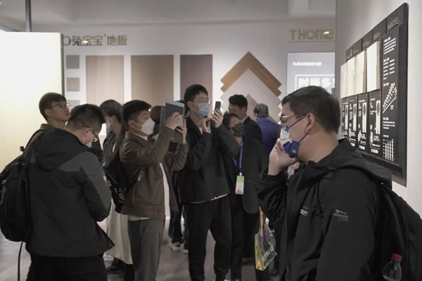 【現(xiàn)場直擊】上海建博會首日 兔寶寶家居耀目亮相！