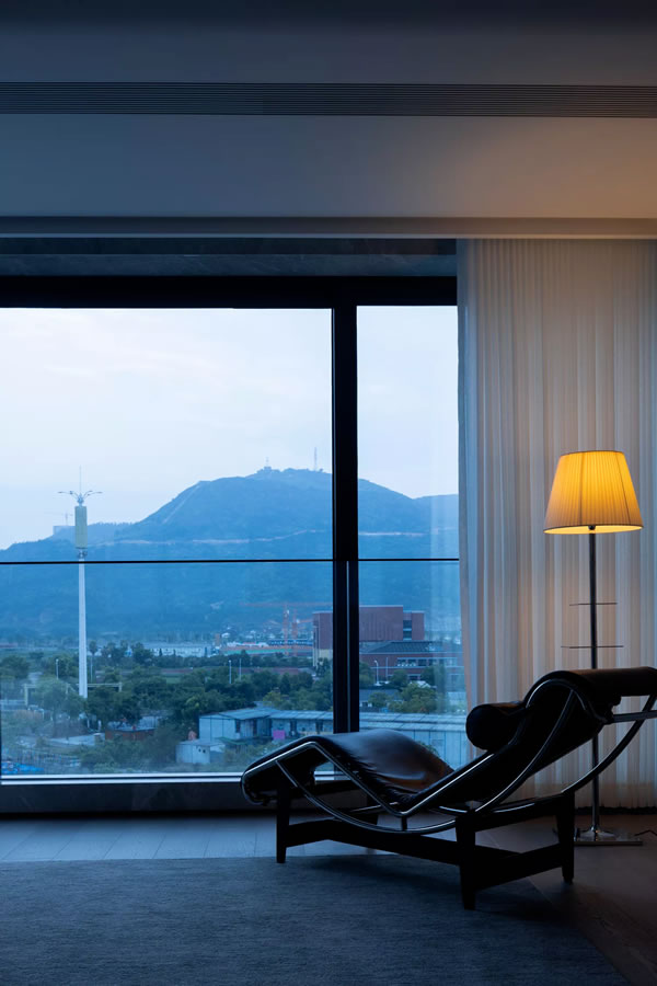 LVKEHOME洛威客丨258m2輕奢大平層案例 恰到好處的高級與舒適~