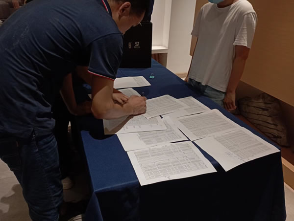 情暖中秋，心系員工｜嘉蒂斯整家定制為全體員工派月餅了！
