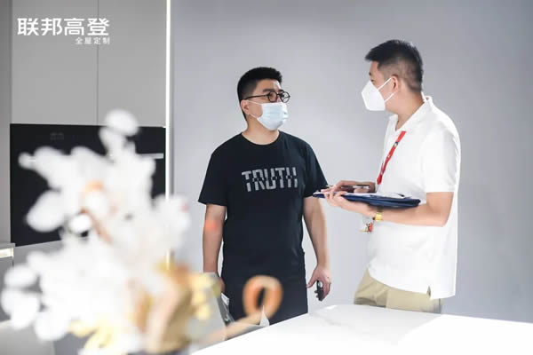 首日現(xiàn)場直擊！與聯(lián)邦高登一同“建”證精彩時(shí)刻