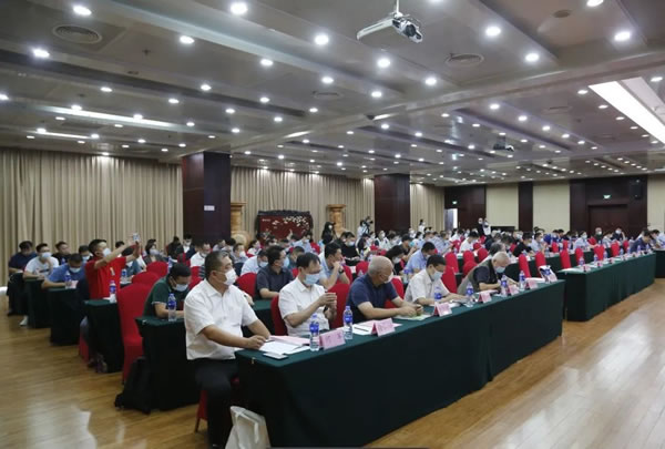 北美楓情 | 踐行雙碳，北美楓情作為發(fā)起企業(yè)接受授牌！