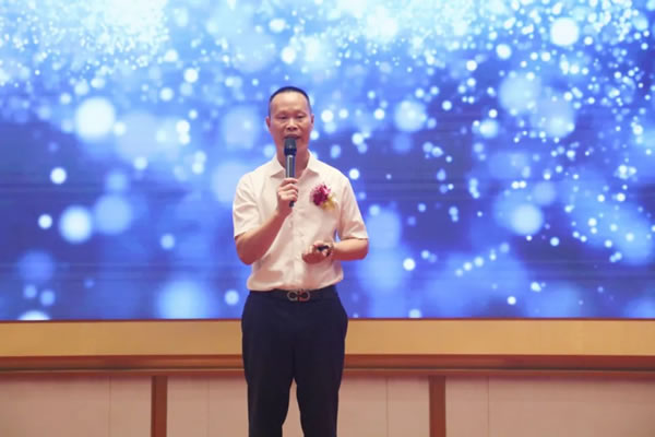 維有陪伴?德以致勝 |2022德維爾年中營(yíng)銷峰會(huì)圓滿結(jié)束