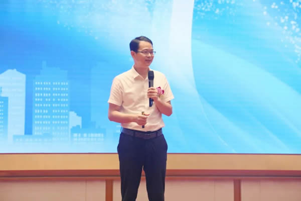 維有陪伴?德以致勝 |2022德維爾年中營(yíng)銷峰會(huì)圓滿結(jié)束