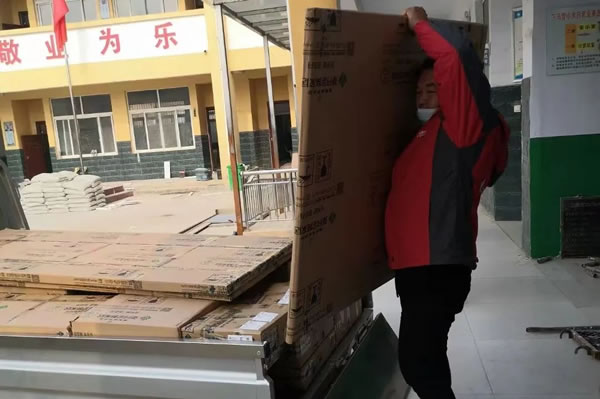 品牌公益 | 亞丹＆萬華攜手新陽光基金會，助力河南受災學校重建！