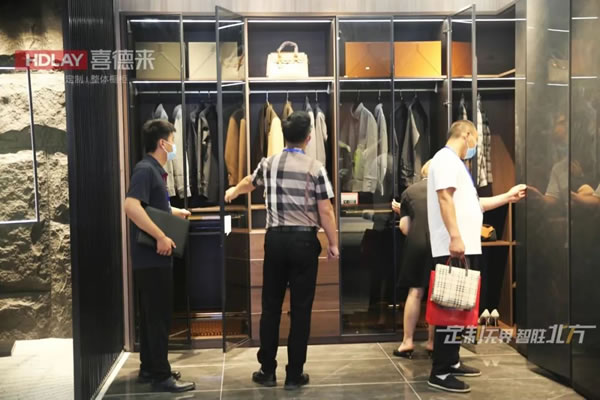 祝賀|喜德來(lái)全屋定制2022品牌發(fā)布盛典圓滿(mǎn)成功！