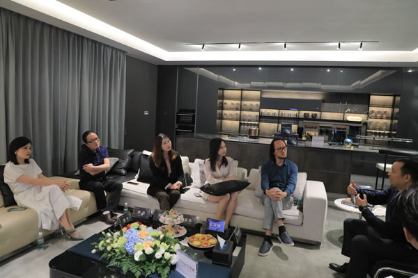 迭代品鑒，居境向新|媒體大咖共同探秘卡諾亞全新一代沉浸式體驗空間