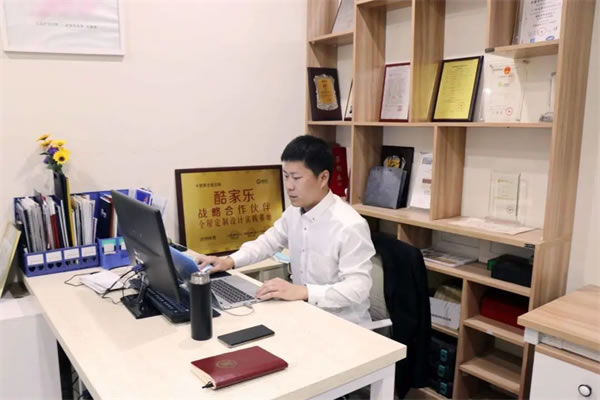 卡登萊全屋定制迎戰(zhàn)2022，管理系統(tǒng)培訓(xùn)，共創(chuàng)美好未來！