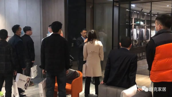 柏克家居“突圍?逆襲 ——首屆新春合作與發(fā)展研討會(huì)”圓滿成功