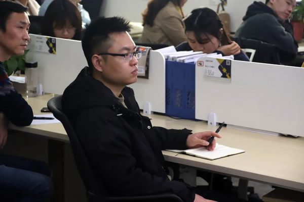魅派智能全屋定制營(yíng)銷體系內(nèi)訓(xùn)會(huì)完美結(jié)束！