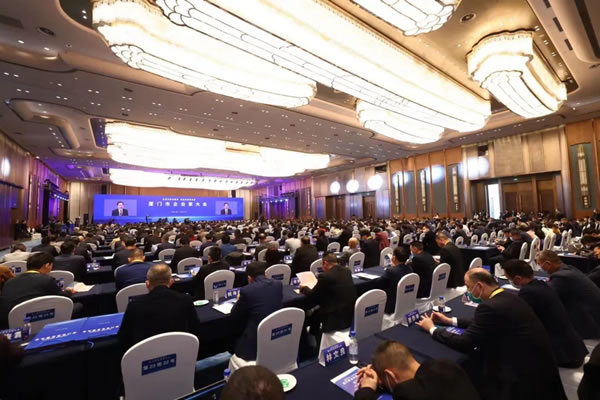 金牌廚柜榮膺廈門市先進(jìn)制造業(yè)領(lǐng)軍企業(yè)