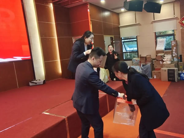 同創(chuàng)造 齊分享 共飛揚：香港福林年會盛典
