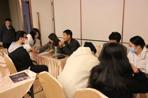 美尼美快裝定制攜手廣東輕工共同舉辦專場招聘會圓滿結(jié)束！