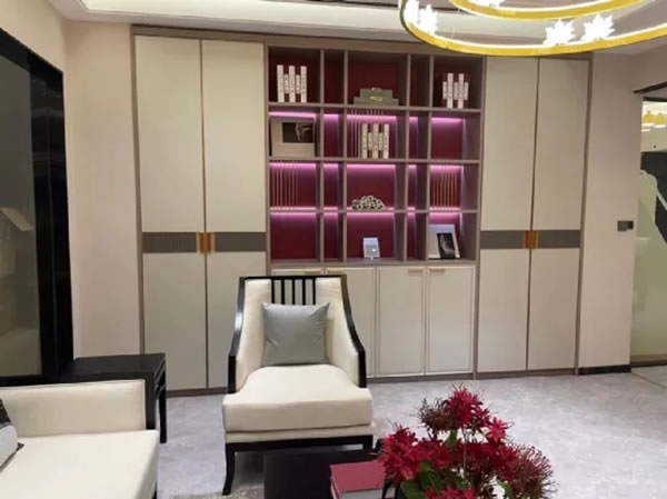伊百麗輕奢定制山西臨猗店和云南師宗店開業(yè)大單連連