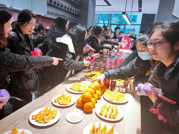 佰麗愛家全屋定制19周年生日慶典圓滿落幕！榮耀，感恩，共贏！