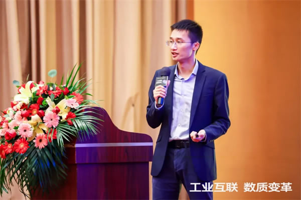 頂固全屋定制丨推進智能制造進程 加速中國家居業(yè)數(shù)質(zhì)化變革
