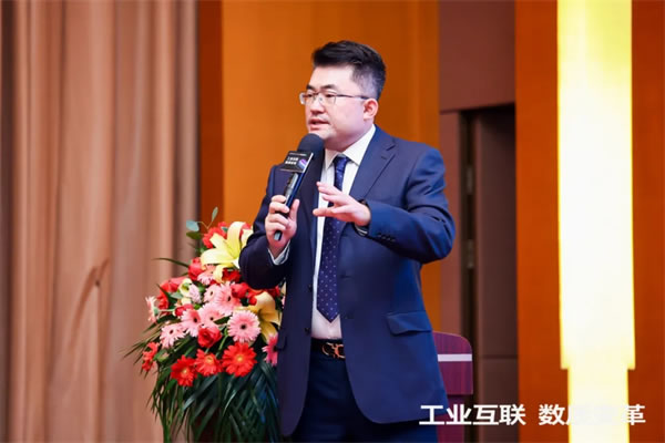 頂固全屋定制丨推進智能制造進程 加速中國家居業(yè)數(shù)質(zhì)化變革