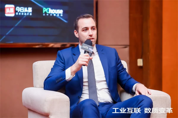 頂固全屋定制丨推進智能制造進程 加速中國家居業(yè)數(shù)質(zhì)化變革