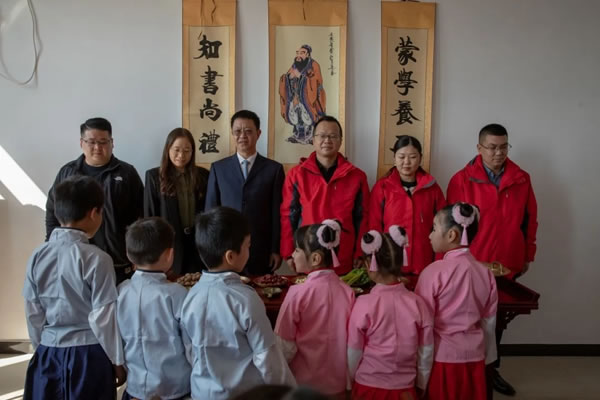 柏廚家居|海智小學(xué)“柏學(xué)堂”正式落地，“柏愛無疆”系列公益活動持續(xù)開展