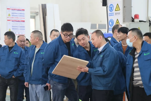 打磨匠心品質(zhì) 推進(jìn)服務(wù)升級(jí) | 2021莫干山全屋定制家居安裝技能提升研討會(huì)圓滿舉行