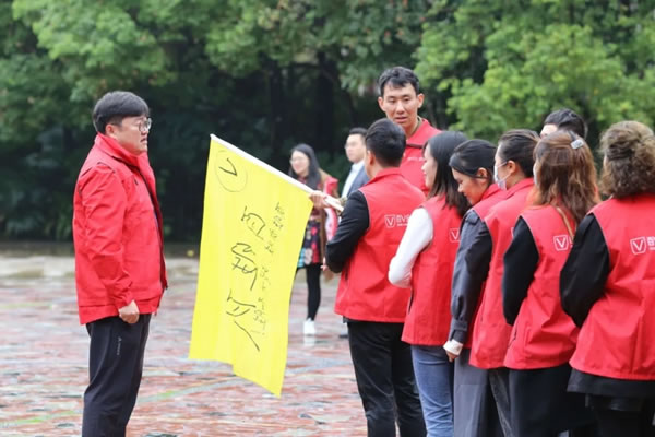 百V全屋定制 | 2021營銷戰(zhàn)略峰會(huì) 圓滿成功