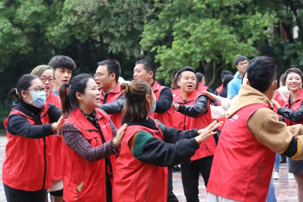百V全屋定制 | 2021營銷戰(zhàn)略峰會(huì) 圓滿成功