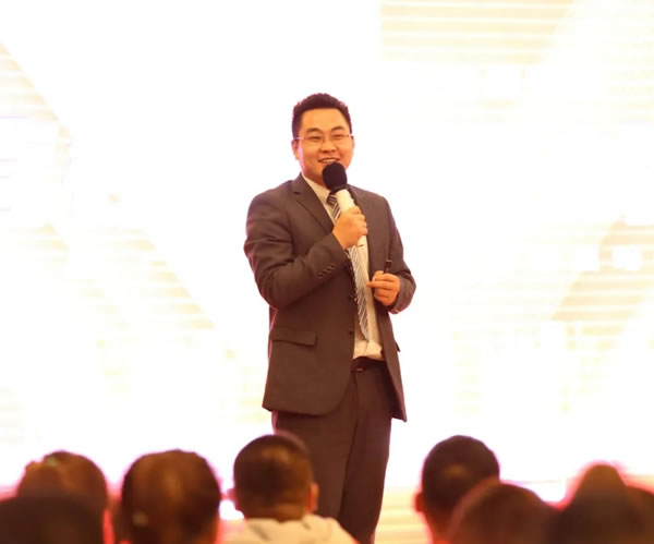 百V全屋定制 | 2021營銷戰(zhàn)略峰會(huì) 圓滿成功