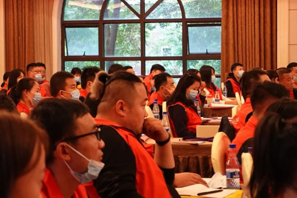 百V全屋定制 | 2021營銷戰(zhàn)略峰會(huì) 圓滿成功