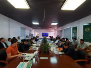 室內(nèi)設(shè)計師協(xié)會會長陳泓宇、魯盟裝飾總經(jīng)理姚付京攜會員單位走進歐普家居集團