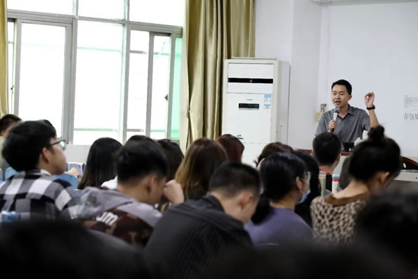 A家全屋定制家居＆廣東科技學院校企合作正式啟航
