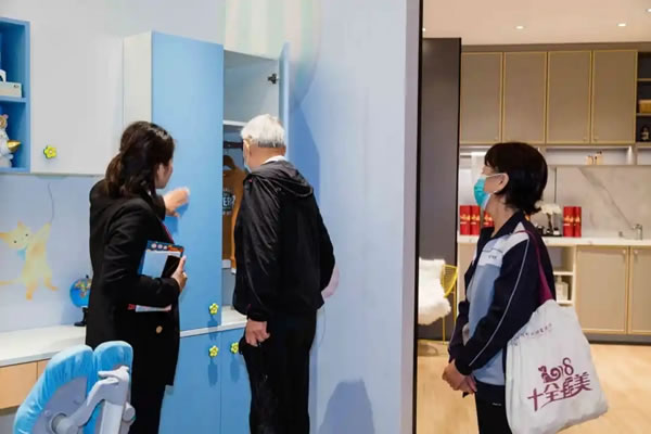 勞卡全屋定制鄭州直營新店盛大開業(yè)！