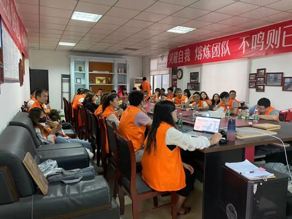 精準賦能提升戰(zhàn)斗力，梵尼亞2021年新商培訓會順利召開