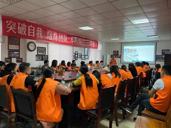精準賦能提升戰(zhàn)斗力，梵尼亞2021年新商培訓會順利召開