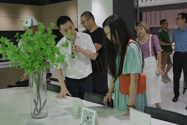 LA`BOBO巖板家居|這家網(wǎng)紅巖板家居展廳又被打卡啦！